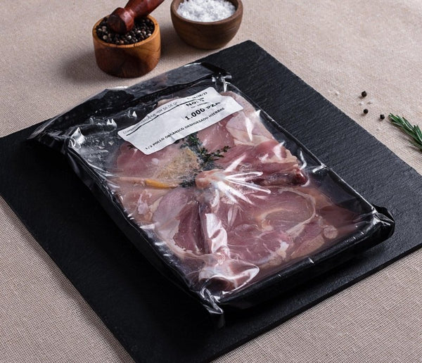 1/2 POLLO ORGÁNICO DESHUESADO CON FINAS HIERBAS 450/500 GR. - La Carniceria Virtual