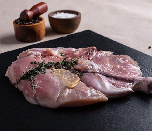 1/2 POLLO ORGÁNICO DESHUESADO CON FINAS HIERBAS 450/500 GR. - La Carniceria Virtual
