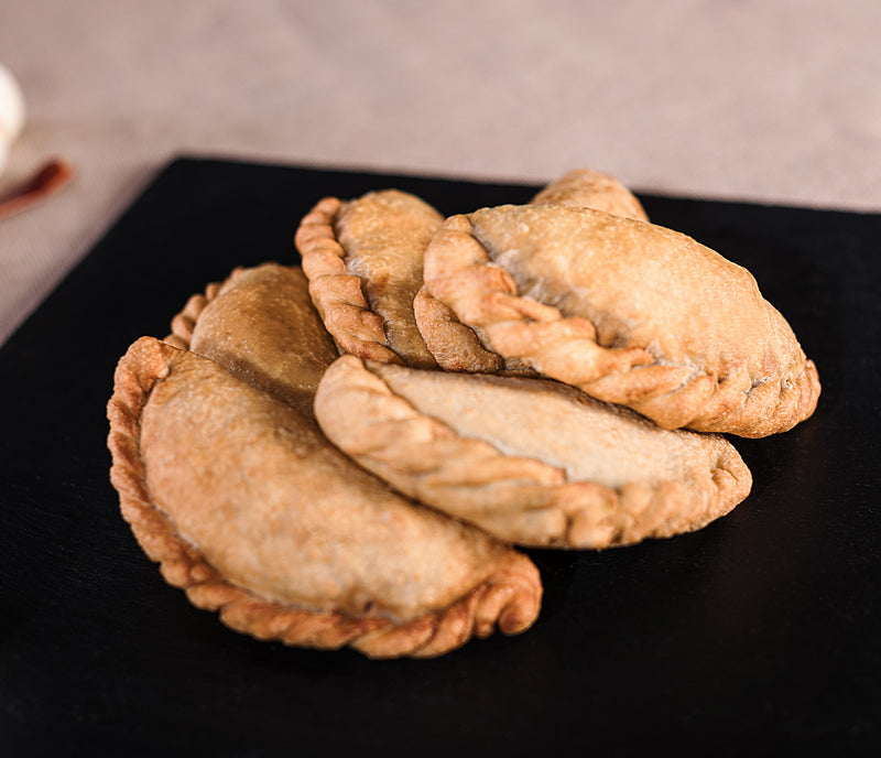 EMPANADAS DE JAMÓN Y QUESO (ORDEN DE 6)